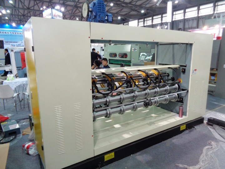 UFS-150_2