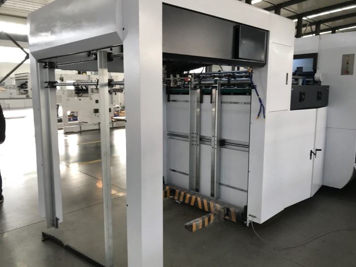 MHC-CE_1