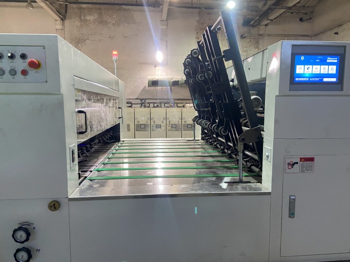 MHC-1650EC_5
